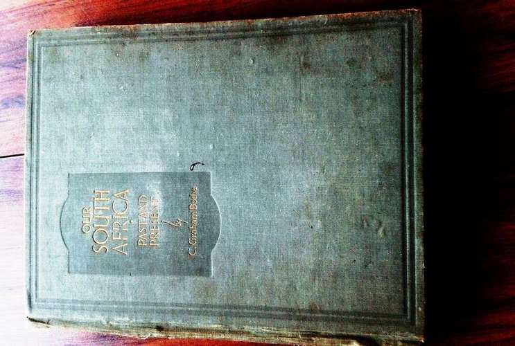 Antique Book On South Africa past and present published 1938