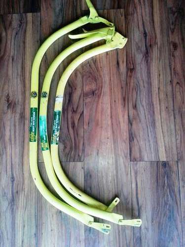 2x750mm and 1 x 600mm heavy duty bow saws No blades