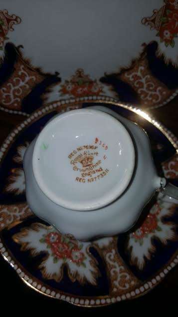 Rare Royal Albert Royalty 1930's Imari Tea Trio Set - Un-used Condition and 1st Quality