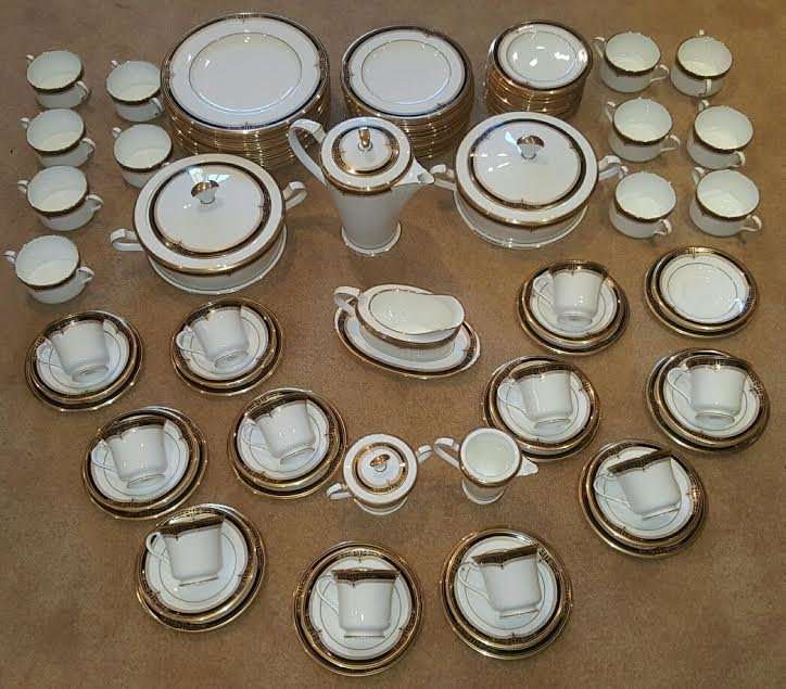 A Connoisseurs Large 94 Piece Dinner & Coffee Service by Noritake  Gold & Sable Unused ** R52 500 **