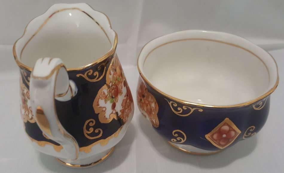 Rare Royal Albert Heirloom Small Demitasse Milk & Sugar Bowl :  Un-used 1st Quality