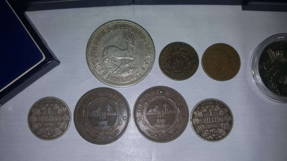 Beautiful Accumulation of ZAR / South Africa & Commonwealth Coins incl Lots of Silver from 1768 up