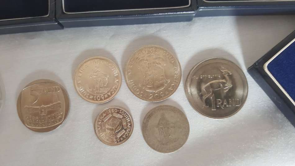 Beautiful Accumulation of ZAR / South Africa & Commonwealth Coins incl Lots of Silver from 1768 up