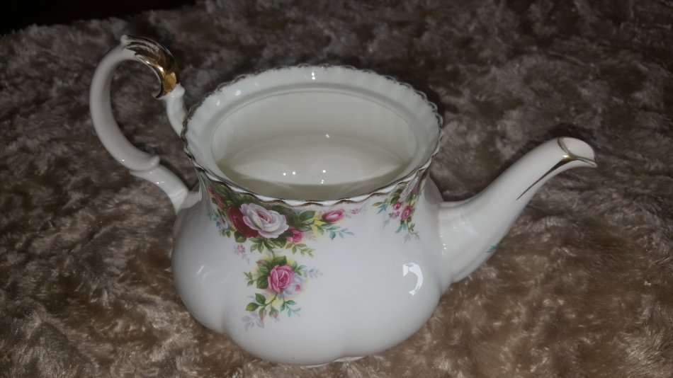 Royal Albert Large 8 Cup Celebration Tea Pot NO LID 1st Quality.