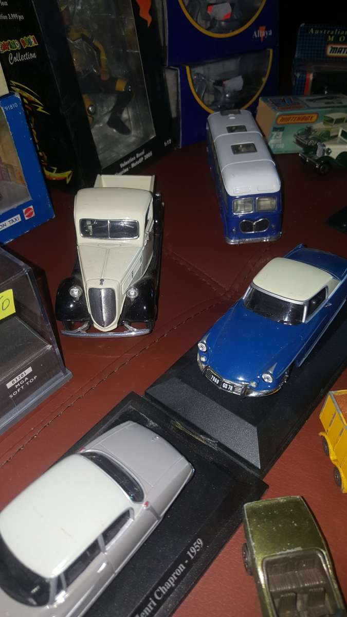 Awesome Large Mixed Lot of Collectable Models ! Corgi/Dinky Meccano/Lesley/Matchbox/Minichamps etc