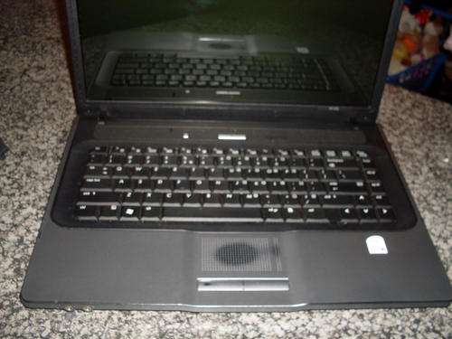 HP 530 Laptop - Please Read Description