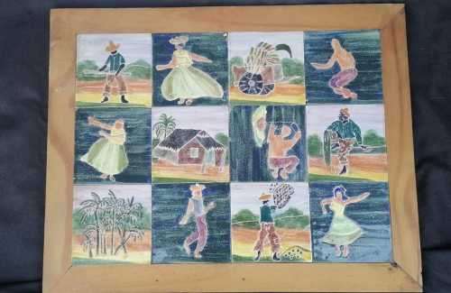 *WOOD AND CERAMIC TILE CHEESE BOARD/DECOR PIECE* 35,4cm x 28cm.