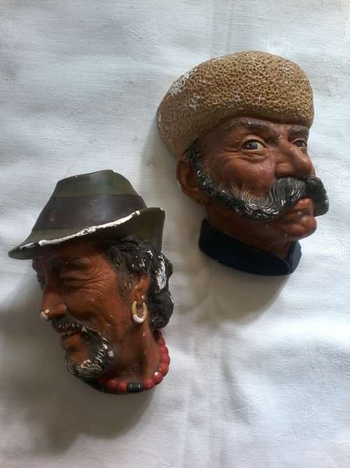 Bossons Chalkware Heads x2