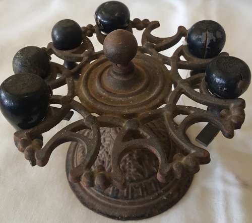 Stamp Stand with 6 stamps