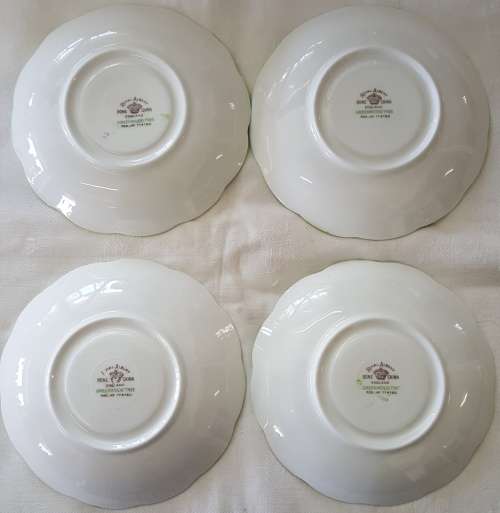 ROYAL ALBERT SAUCERS X4