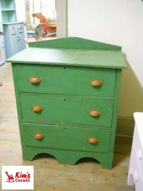 BEAUTIFUL UNRESTORED CHEST OF DRAWERS
