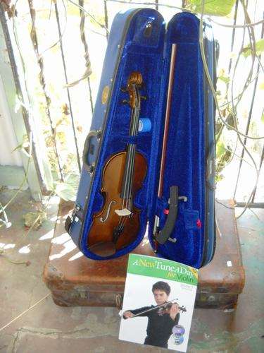Stentor Violin in perfect condition