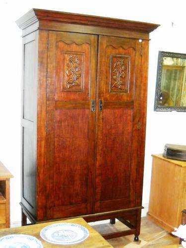 Stunning dark wood Wardrobe by Kim's Creations