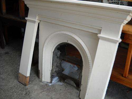 FIRE SURROUND