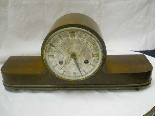 MANTEL CLOCK  !!!R1 NO RESERVE!!!
