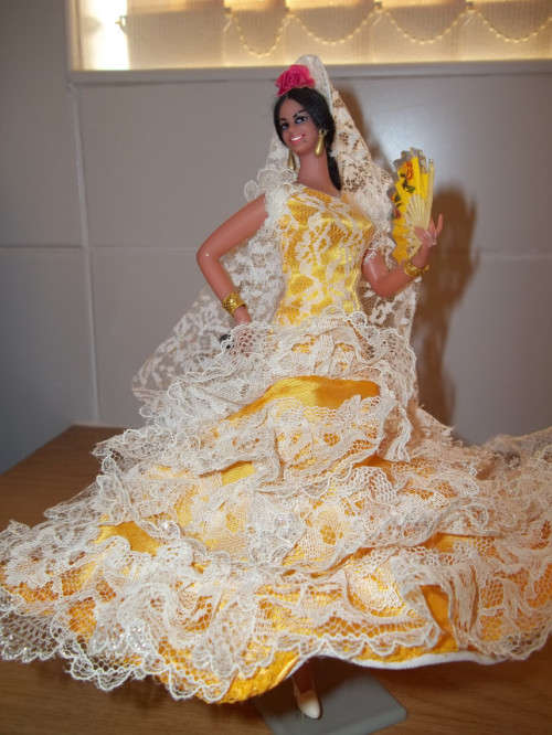 3 x Spanish Dancing Dolls Vintage Collection (Beautiful Condition)