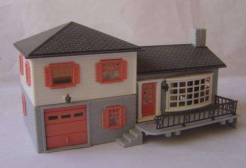 Plasticville USA HO Scale Building - Double Storey House
