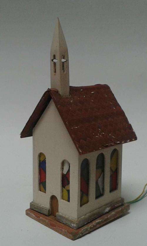 N Scale Building  - Church with interior Lighting