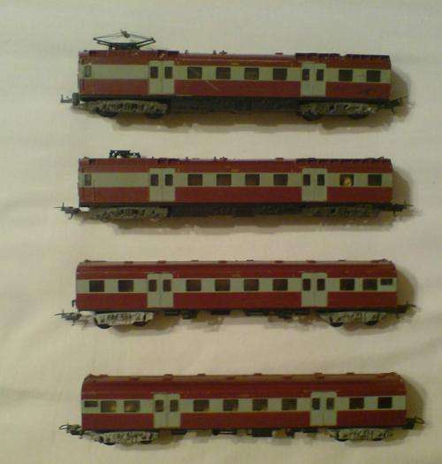 Lima SAR Suburban Train - HO Scale