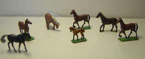 HO Scale Figures - Horses x 7