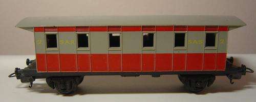 LIMA HO Scale SAR / SAS Small Coach 2nd Class  - RARE  !!!
