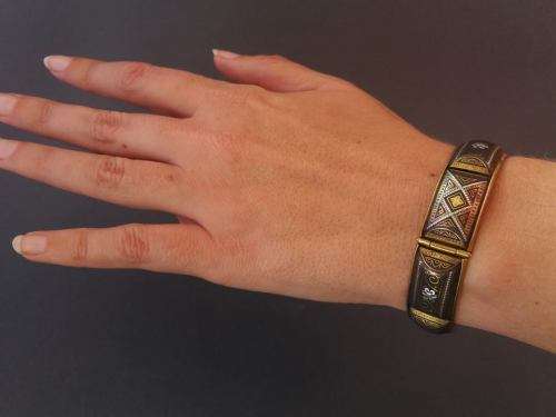 Vintage Damascene hinged bangle