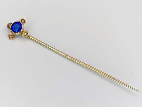 Victorian 9ct gold and blue spinel stick pin