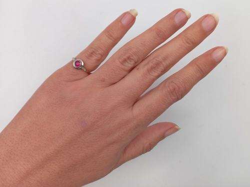 18ct white gold and platinum ruby & diamond ring