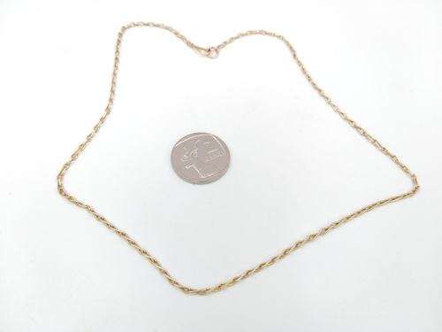 Delicate 9ct gold chain