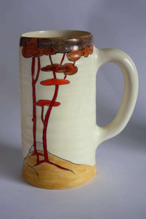 Clarice Cliff "Bizarre" tankard