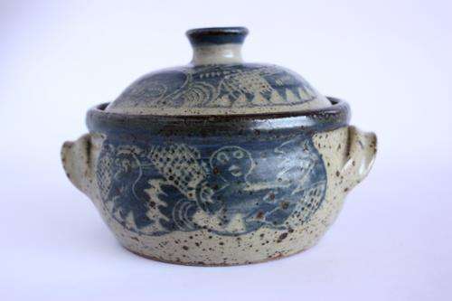 Rorke's Drift art pottery bowl by Gidion Mkhize