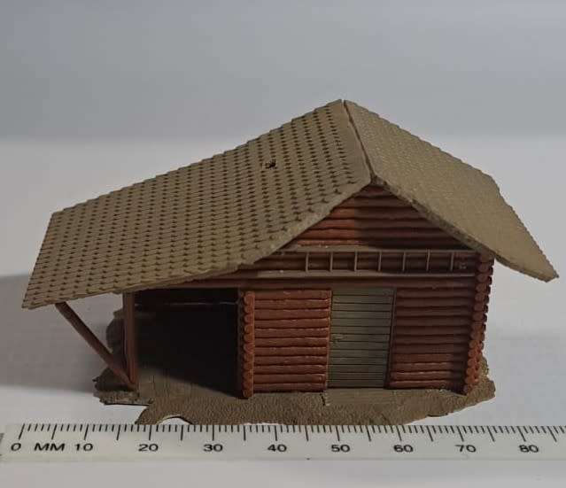 Model Trains HO 1 x Building Very Small Log House
