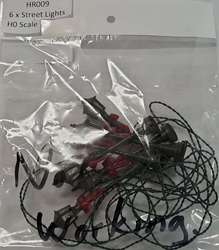 Model Trains HO 6 x Street Lights (Not working)