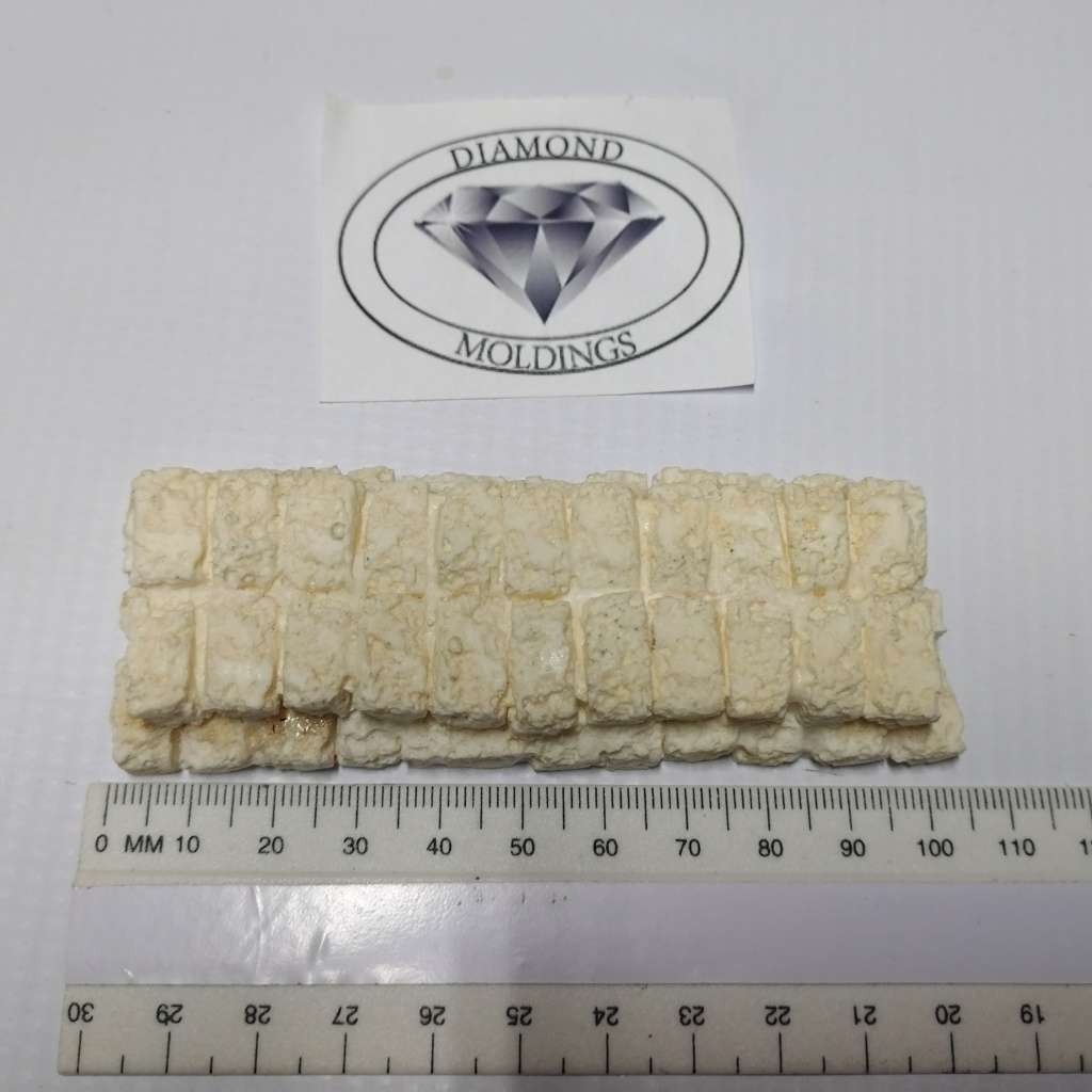 Model Trains HO 1 x Hay Bales Medium 103mm x 39mm x 14mm