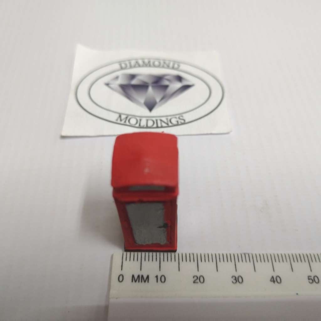 Model Trains HO 1 x Telephone Booth (square) - 13mm x 13mm x 36mm