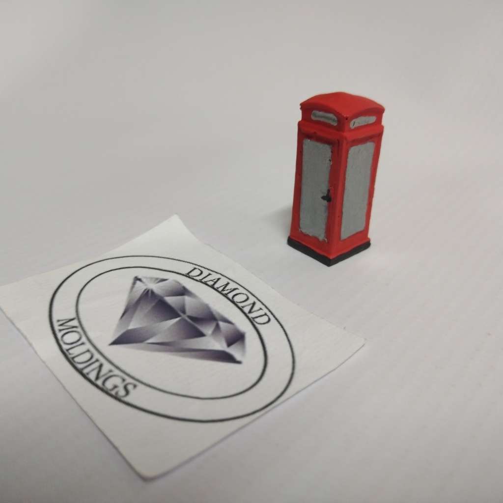 Model Trains HO 1 x Telephone Booth (square) - 13mm x 13mm x 36mm