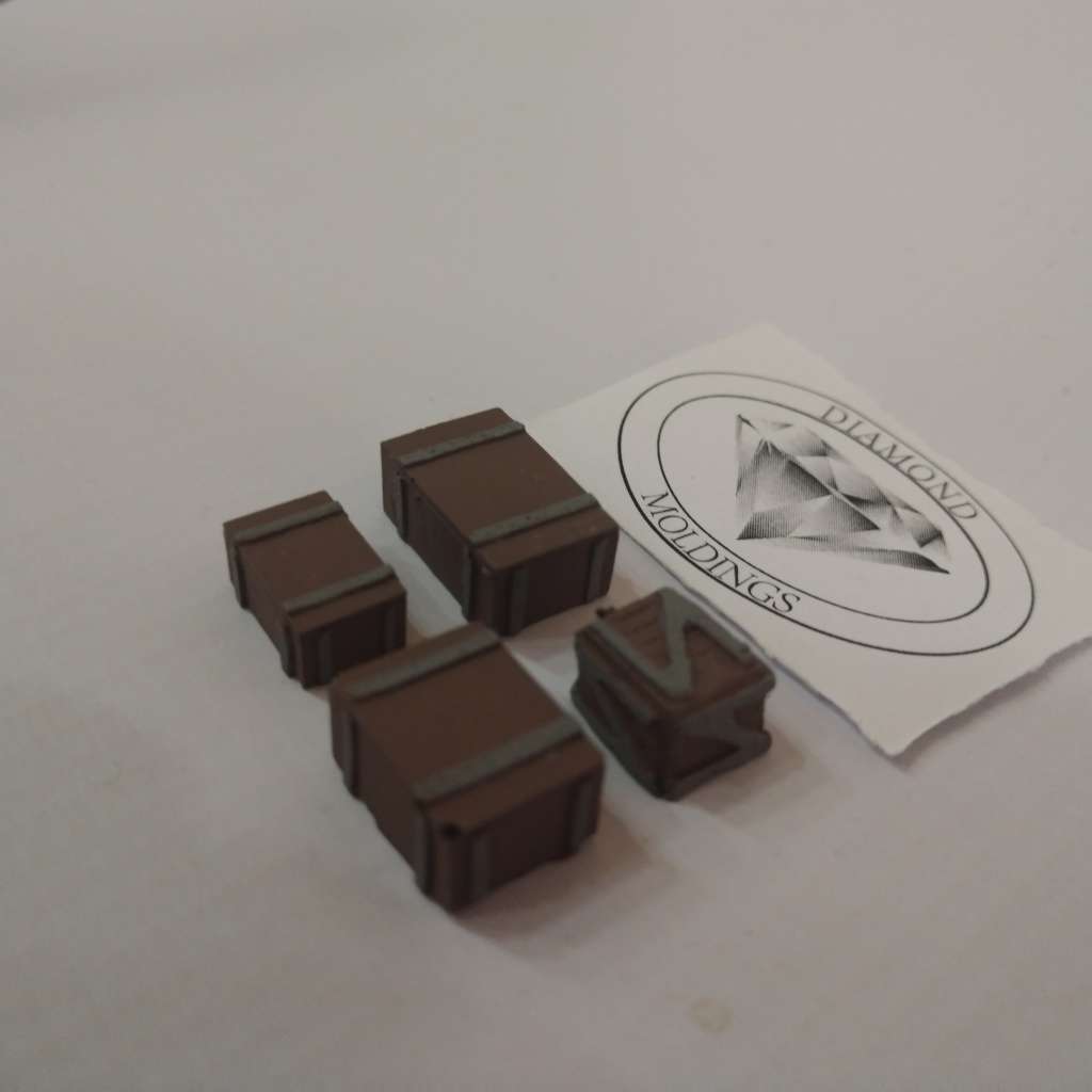 Model Trains HO 1 x Freight Crates - Medium x 4 pack