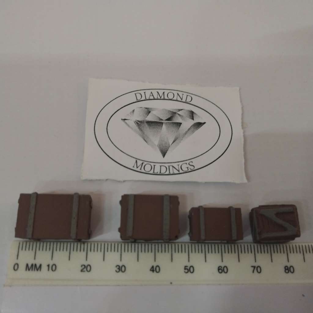 Model Trains HO 1 x Freight Crates - Medium x 4 pack