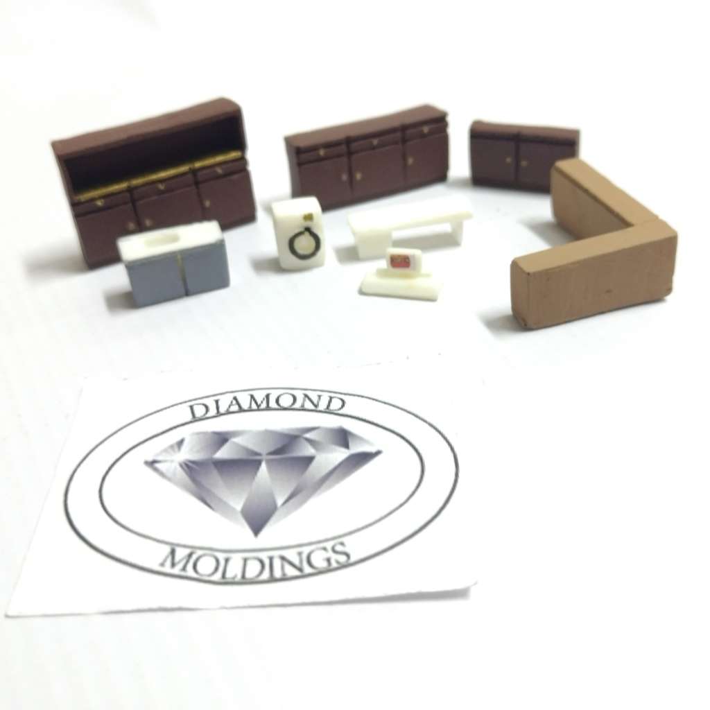 Model Trains HO (1 x Set of 8) Funiture Set 2