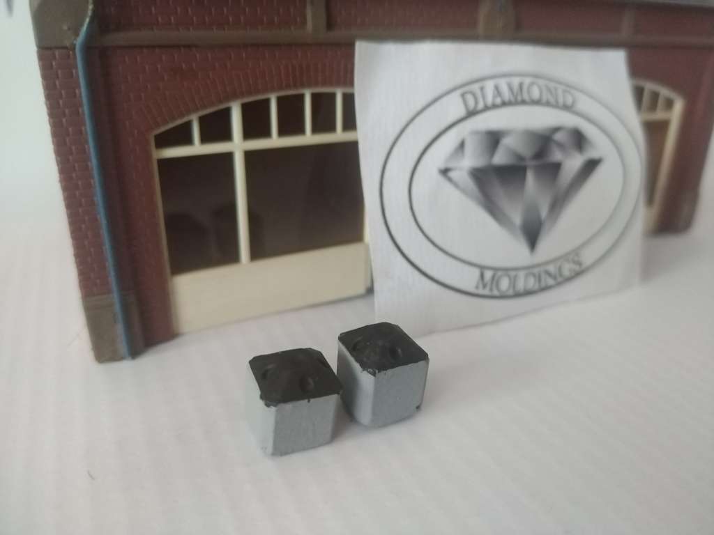 Model Trains HO - Garbage bin square (x 2 Pack) (Grey)