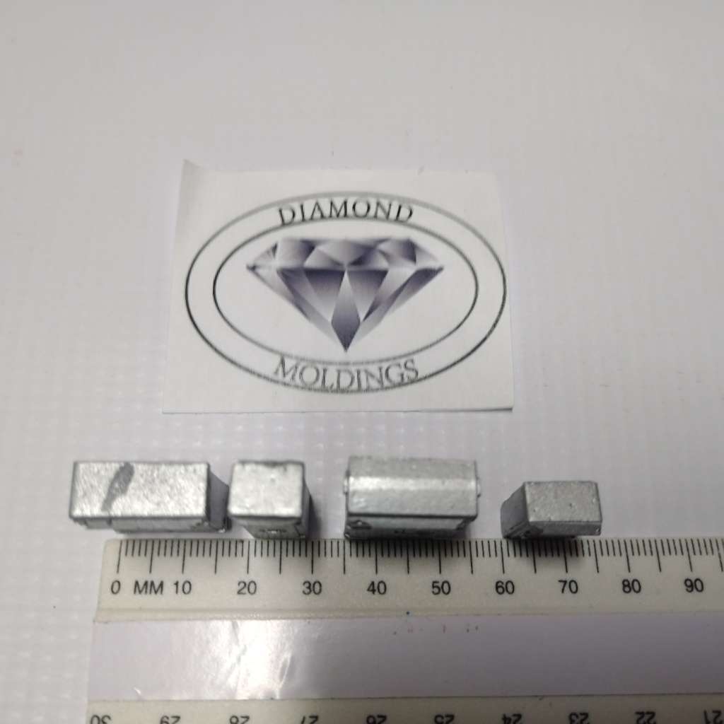 Model Trains HO - Elect. Boxes Set of 4