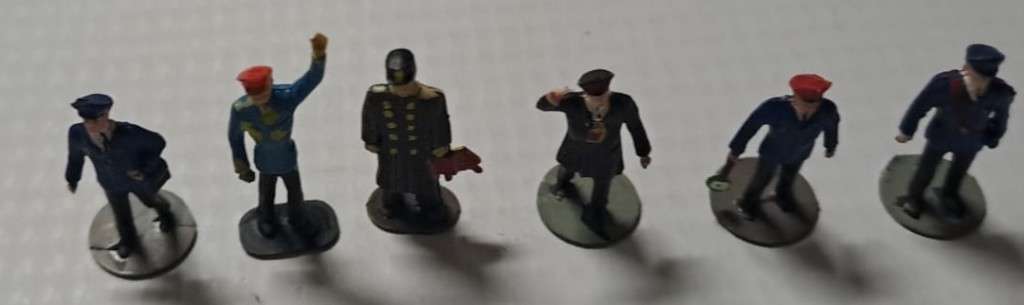 Model Trains 1:87 HO - 6 x Figures Station