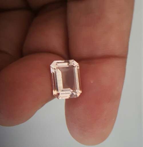 3.75 Cts Morganite Faceted Gem Stone