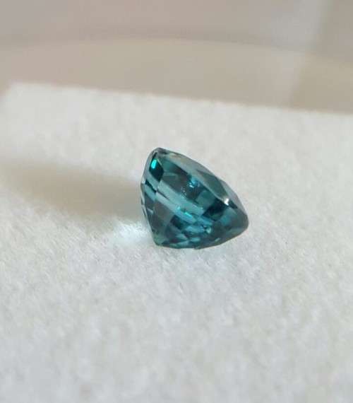 Electric Blue Zircon Gem 4.05 Carats