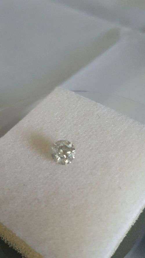 Certified Diamond 1.022CtsCts Round Cut