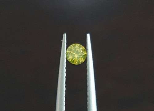CERTIFIED 0.11CTS YELLOW DIAMOND