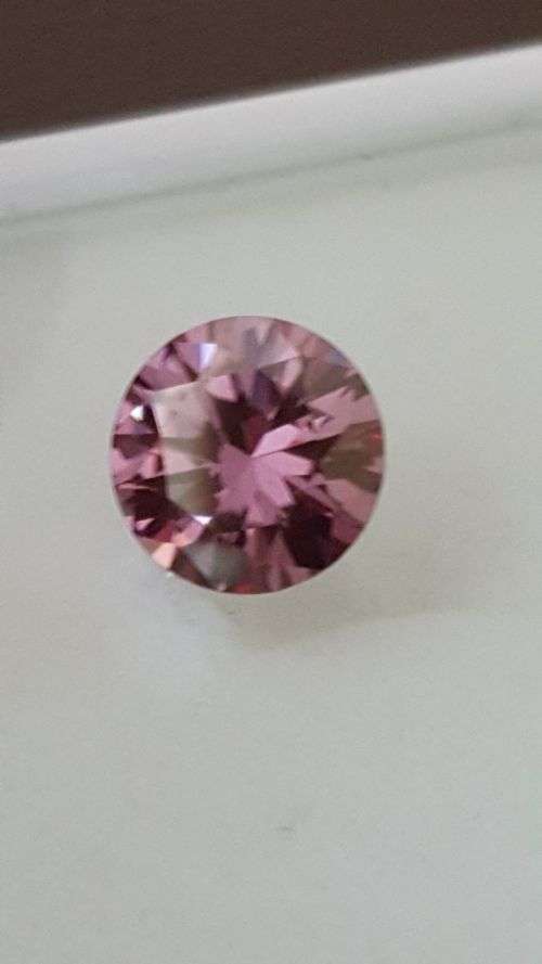 Moissanite 2.13 ct  VVS1 Pink Genuine Round Brilliant Cut
