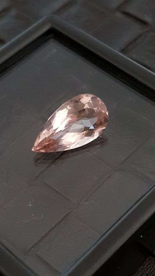 Natural Pinkish Morganite 2.24 cts Pear Flawless-VVS1