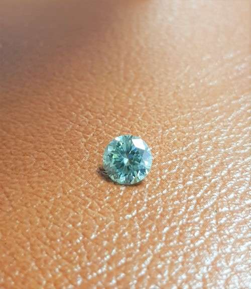1.12ct S VVS1 Intense Green Round Excellent Cut Loose Moissanite