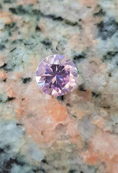1.10ct MOISSANITE LIGHT PINK ROUND CUT VVS1